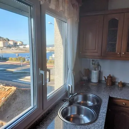 Piso Con Vistas Al Mar En شقة